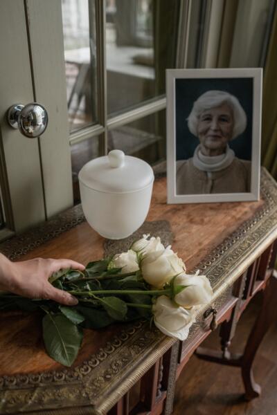 Funeral Homes Are Out: In-Home Funerals Are In. Here is Why